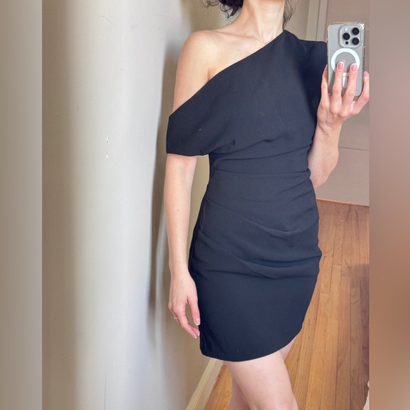 BARDOT Back Asymmetrical Mini Dress In Size 4 - Picture 1 of 12
